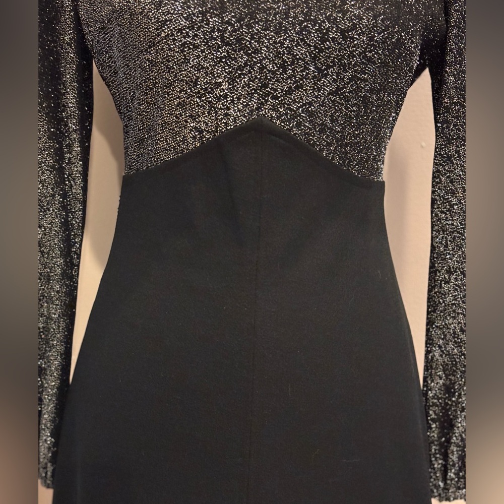 Vintage Long Black Knit Dress Silver Bodice Size Vintage 10 - Picture 4 of 11